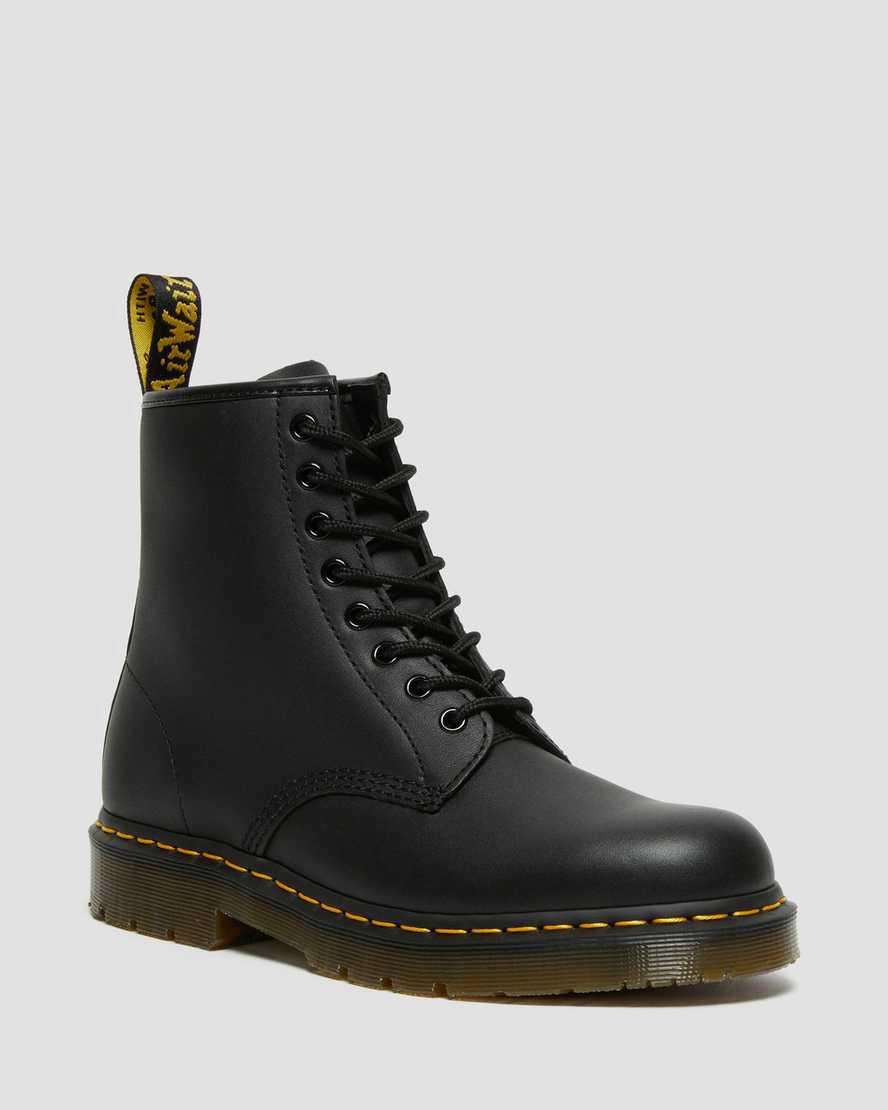 Dr Martens 1460 Slip Resistant Leather Lace Up Miesten Nilkkurit Mustat Suomi | 1698FXALV