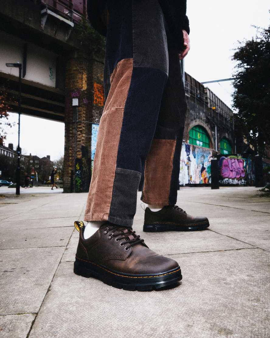 Dr Martens Reeder Crazy Horse Leather Utility Miesten Vapaa-ajan Saappaat Tummanruskea  Suomi |  1260NYHBP